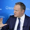 Tusk deklaruje wsparcie dla rządu w sprawie zaostrzenia sankcji wobec Rosji