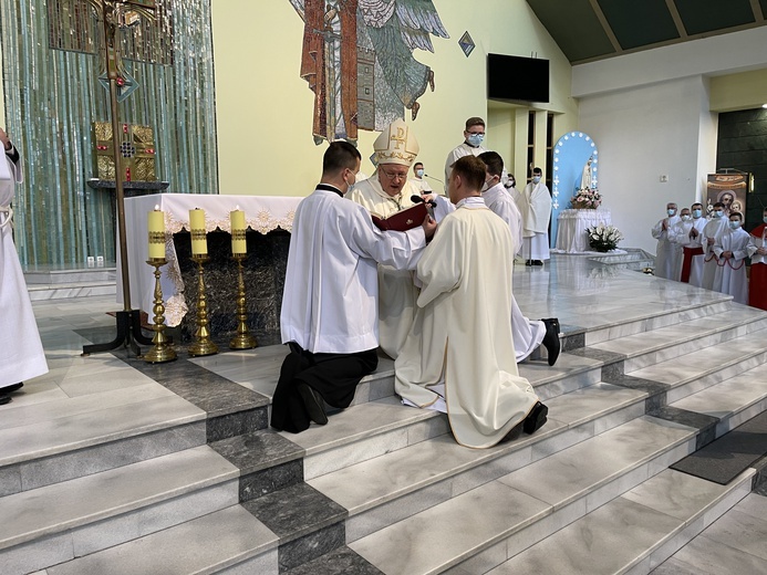 Bieruń Nowy. Święcenia diakonatu 