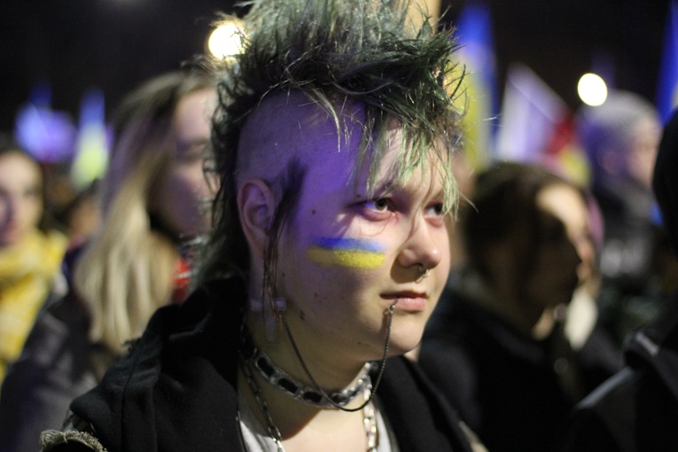 Broń dla Ukrainy! Protest przed rosyjską ambasadą [GALERIA ZDJĘĆ] 
