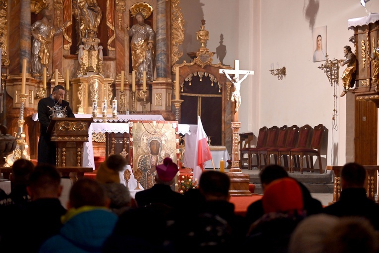 "Noc walki" w Świerkach