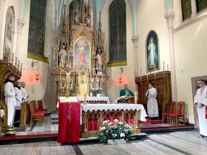 Nowa Ruda-Słupiec na kolanach za Polskę i Ukrainę