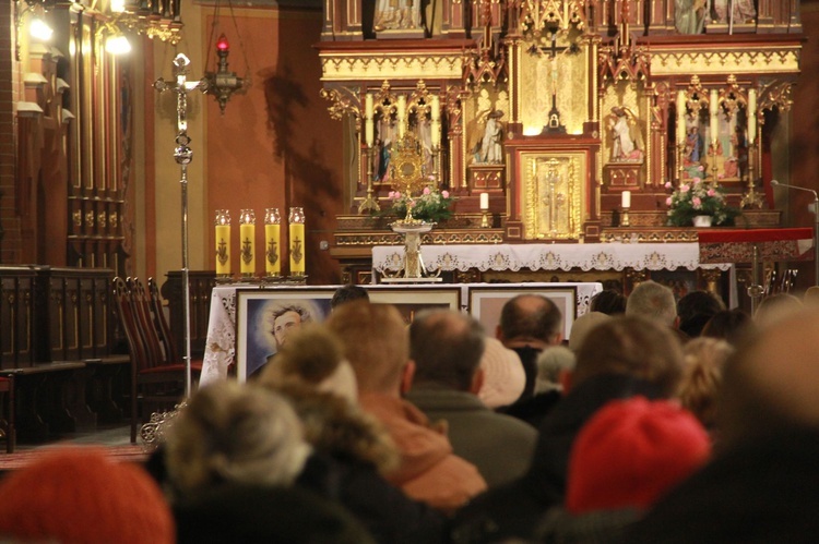 Tarnów. Noc walki o błogosławieństwo dla Polski