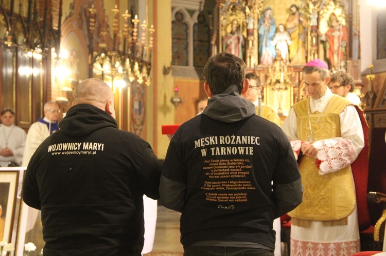 Tarnów. Noc walki o błogosławieństwo dla Polski