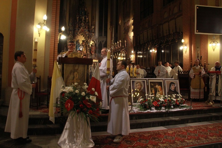 Tarnów. Noc walki o błogosławieństwo dla Polski