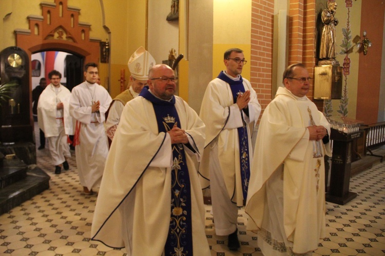 Tarnów. Noc walki o błogosławieństwo dla Polski