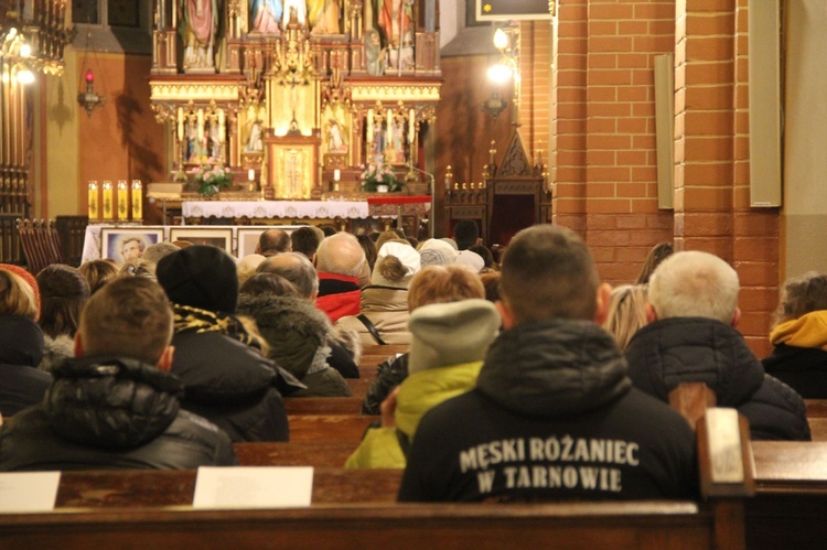 Tarnów. Noc walki o błogosławieństwo dla Polski