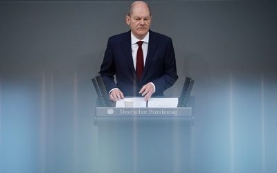 Scholz: zamykamy wszystkie banki rosyjskie i wyłączamy im system SWIFT