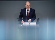 Scholz: zamykamy wszystkie banki rosyjskie i wyłączamy im system SWIFT