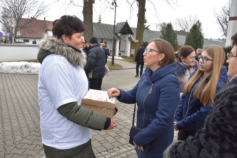 Kiermasz ciast dla Matyldy w ludźmierskim sanktuarium