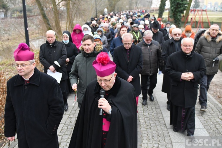 Gubin. Polsko-niemiecki różaniec w intencji pokoju na Ukrainie