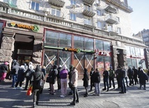 Nuncjusz w Kijowie: za kilka dni zabraknie żywności i leków