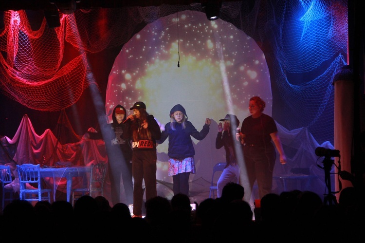 Tarnów. "Zmiana" w auli św. Jana Pawła II