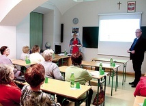 Zajęcia poprowadziła ekspertka w dziedzinie wychowania – psycholog Halina Czerwińska. 