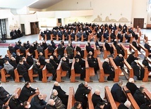 W modlitewnym spotkaniu wzięli udział kapłani z całej diecezji.