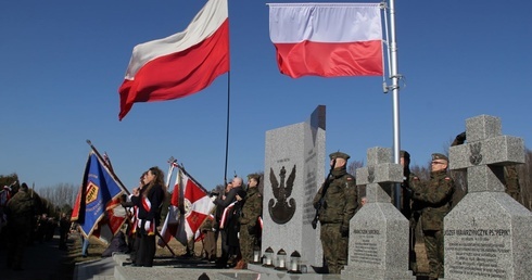 Katowice. O Ukrainie nad grobami wyklętych