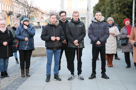 Różańcowa modlitwa o pokój