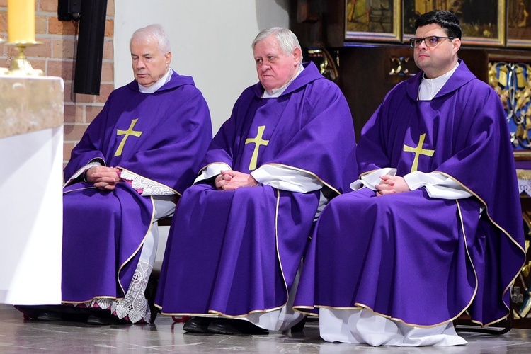 Środa Popielcowa - konkatedra św. Jakuba w Olsztynie