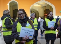 Dworzec Główny PKP we Wrocławiu. Zamieniłem przeglądanie stron internetowych i klikanie na konkretną pomoc