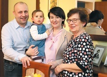 Marcin, Rozalka,  Iza i Teresa,  czyli szczęśliwa rodzina.