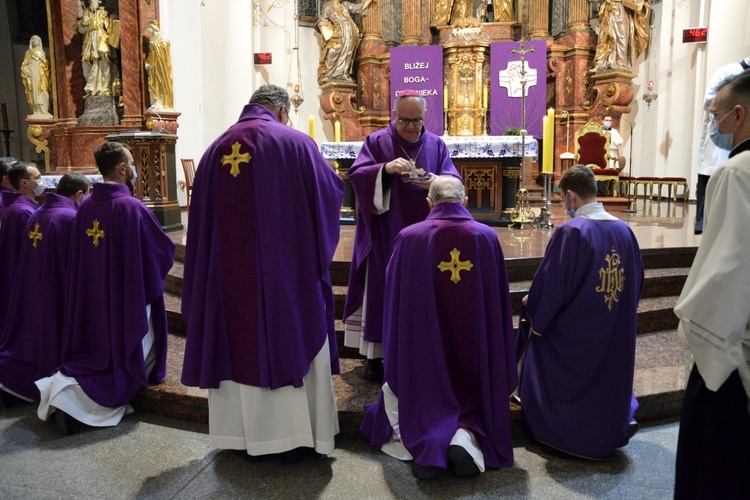 Liturgia stacyjna na rozpoczęcie Wielkiego Postu