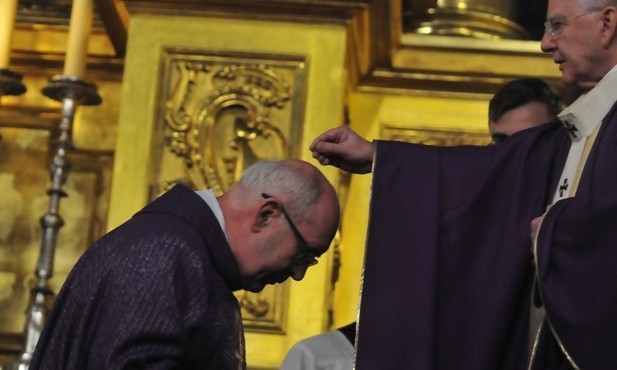 Abp Jędraszewski na Wawelu: Kruchość, nawrócenie i nadzieja