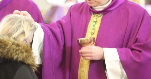 Środa Popielcowa w legnickiej katedrze