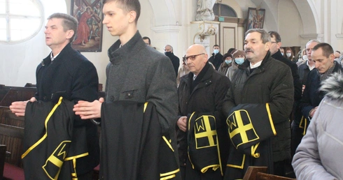 Nowogrodziec. Chorągiew Rycerzy św. Jana Pawła II