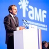 Macron po rozmowie z Putinem: Rosja chce całej Ukrainy