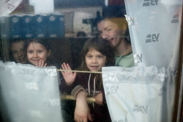 Uchodźcy przyjeżdzają do Sławkowa