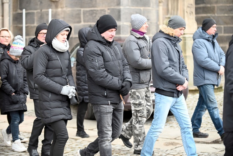 Błagają o pokój i zadośćuczynienie Niepokalanemu Sercu NMP