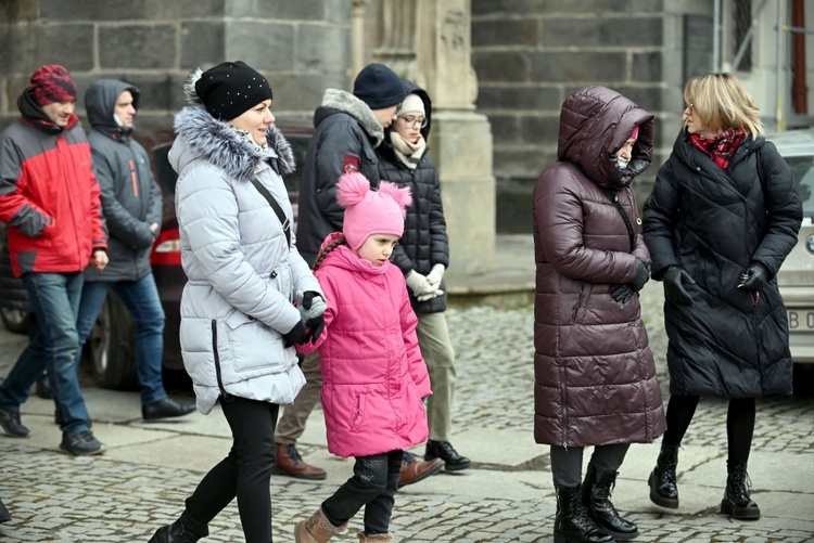 Błagają o pokój i zadośćuczynienie Niepokalanemu Sercu NMP