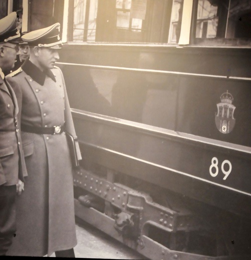 Wystawa o architekturze i urbanistyce okupowanego Krakowa, cz. 1