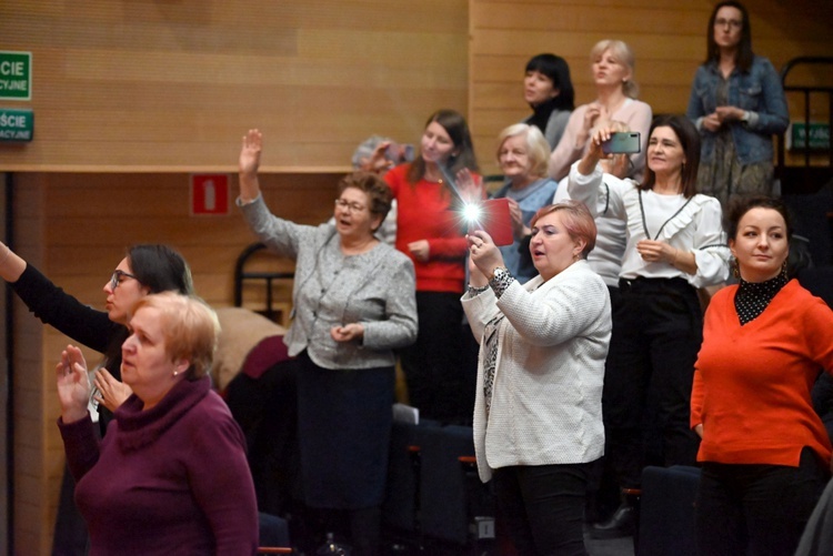 Są "córkami Króla". 200 kobiet na konferencji w Strzegomiu