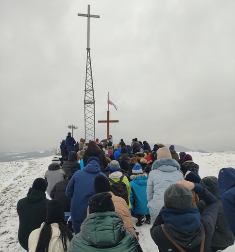 Kąclowa. Modlitwa i spotkanie młodych z okręgu krynickiego