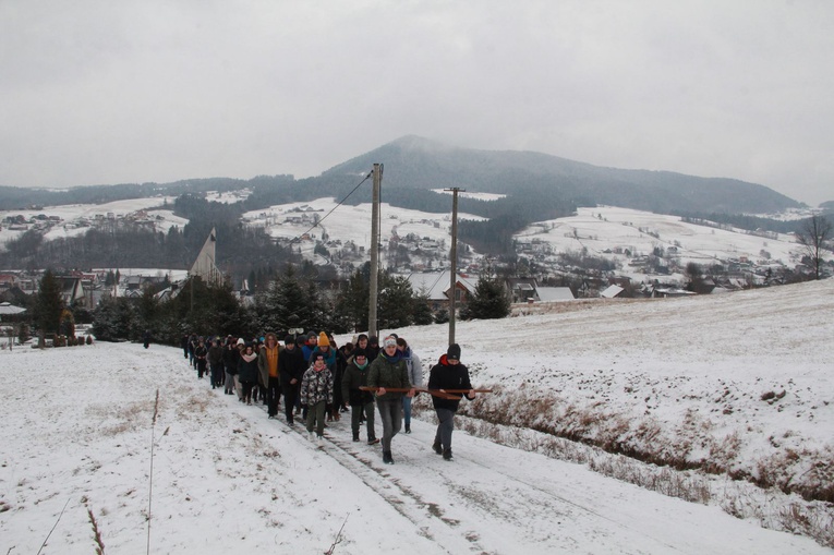 Kąclowa. Modlitwa i spotkanie młodych z okręgu krynickiego
