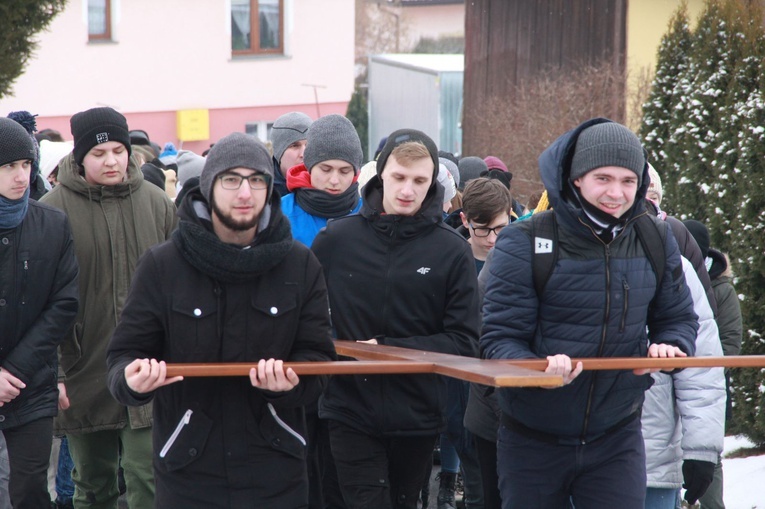 Kąclowa. Modlitwa i spotkanie młodych z okręgu krynickiego