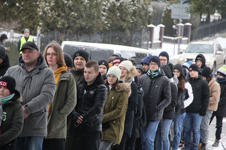 Kąclowa. Modlitwa i spotkanie młodych z okręgu krynickiego