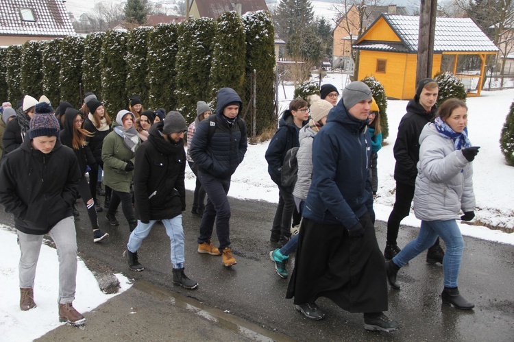 Kąclowa. Modlitwa i spotkanie młodych z okręgu krynickiego