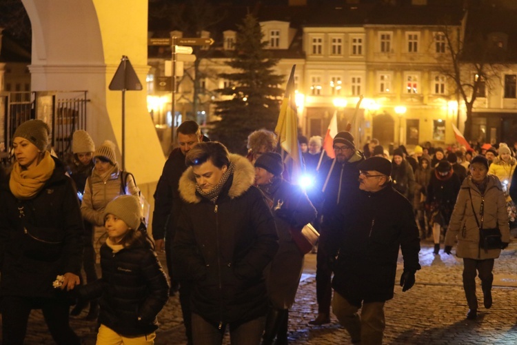 Międzyreligijny marsz i modlitwa o pokój na Ukrainie - w Bielsku-Białej. 