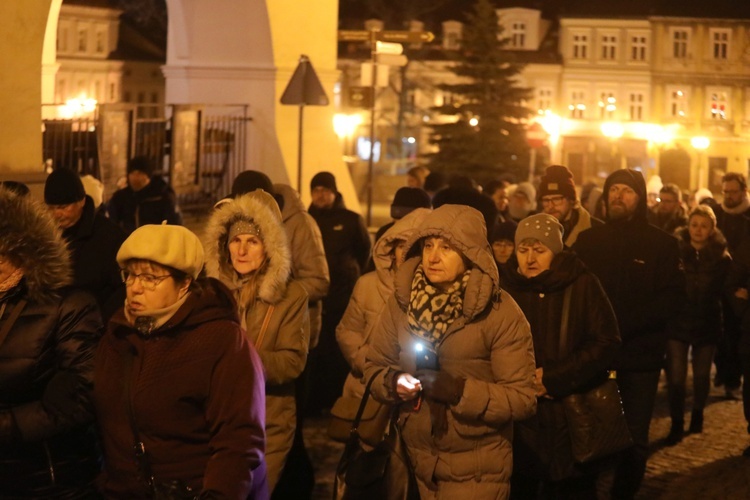 Międzyreligijny marsz i modlitwa o pokój na Ukrainie - w Bielsku-Białej. 