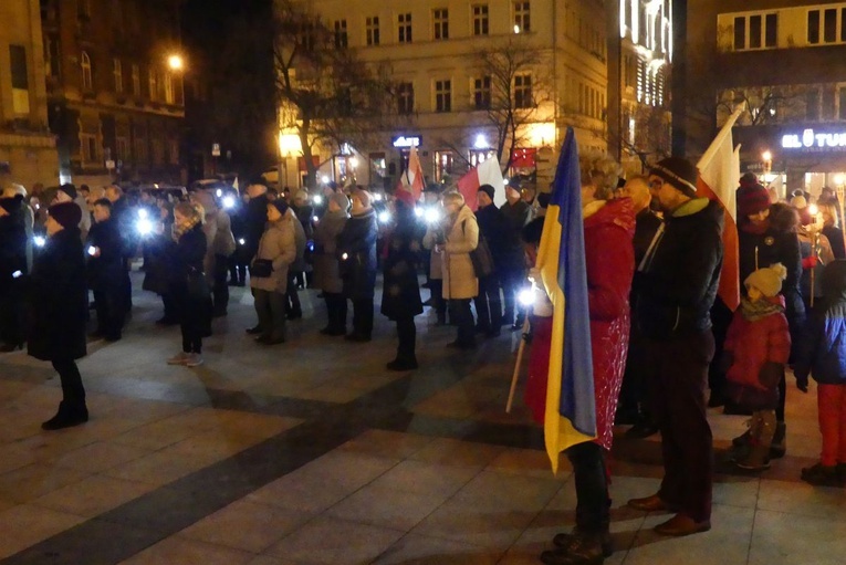 Międzyreligijny marsz i modlitwa o pokój na Ukrainie - w Bielsku-Białej - cz. 2