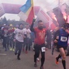 Uczestnicy biegu na 10 km.