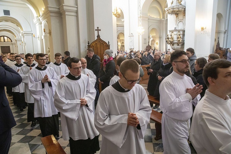 Obłóczyny w WMSD. Założyli "mundury", idą na wojnę