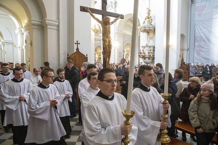 Obłóczyny w WMSD. Założyli "mundury", idą na wojnę