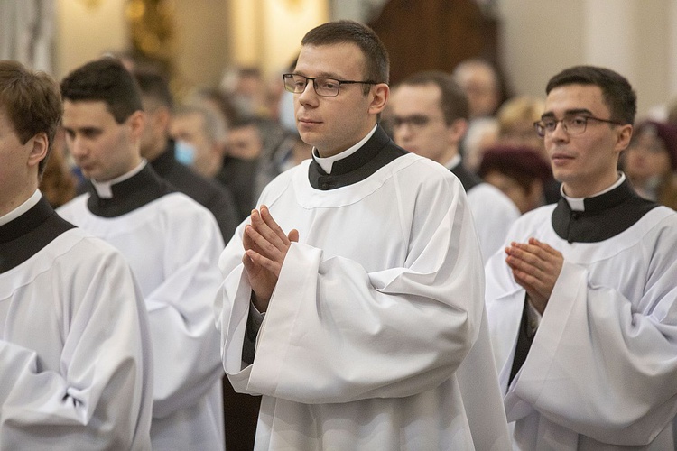 Obłóczyny w WMSD. Założyli "mundury", idą na wojnę