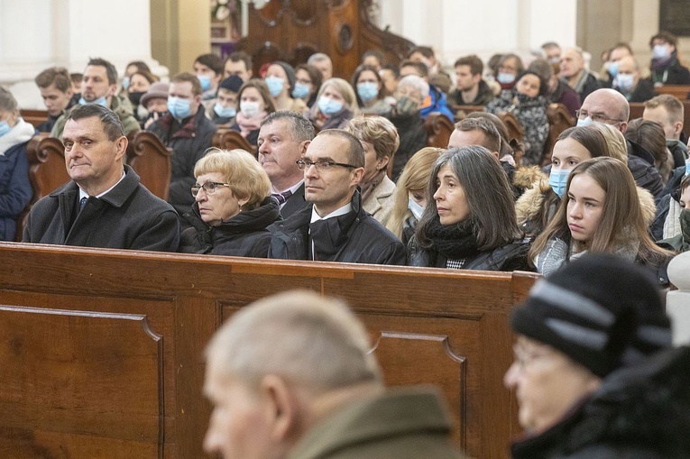 Obłóczyny w WMSD. Założyli "mundury", idą na wojnę