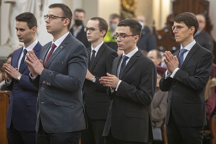 Obłóczyny w WMSD. Założyli "mundury", idą na wojnę