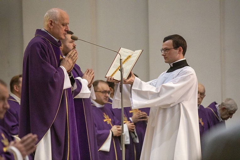 Obłóczyny w WMSD. Założyli "mundury", idą na wojnę