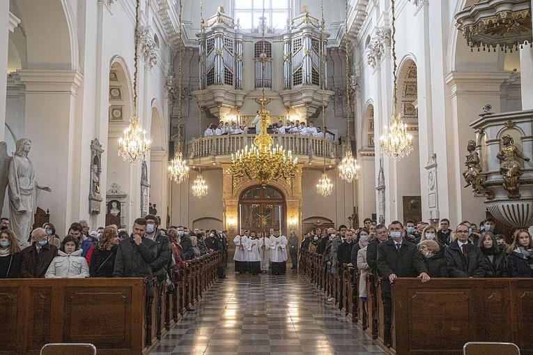 Obłóczyny w WMSD. Założyli "mundury", idą na wojnę