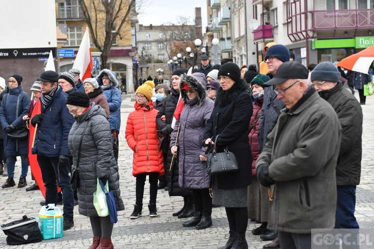 Modlitwa o pokój przy katedrze